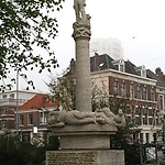 Hedeman Debora PTT monument Den Haag.jpg