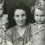 Adele Bähren with children.jpg